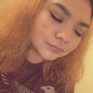 Meet your Posher, Elaina